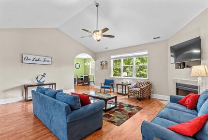 Lake Norman Family Retreat - Denver, North Carolina