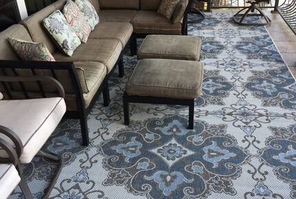 Seasonal Charm Water Front - Hot Springs, Arkansas