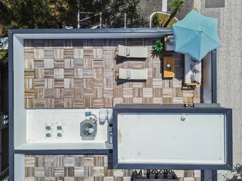 Skyline Terrace Retreat in Historic Ybor - Tampa, Florida