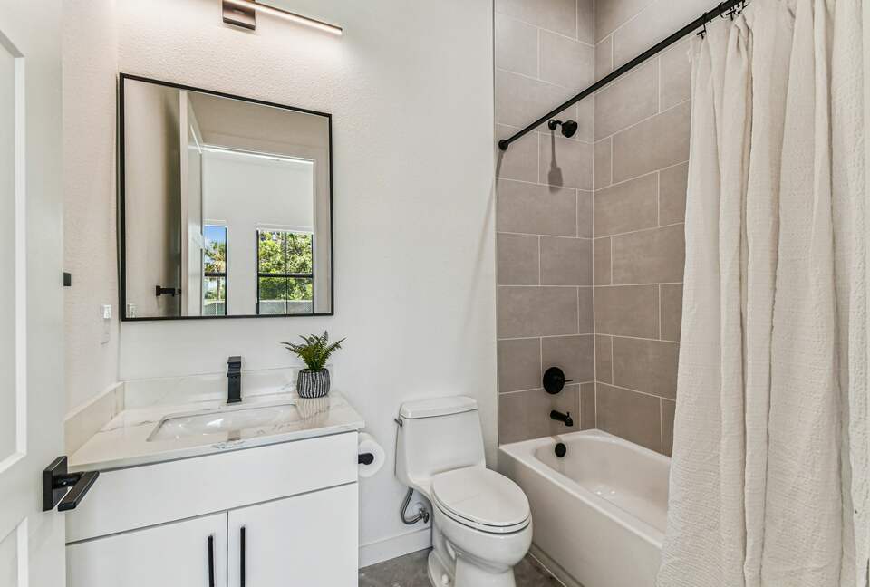 Skyline Terrace Retreat in Historic Ybor - Tampa, Florida