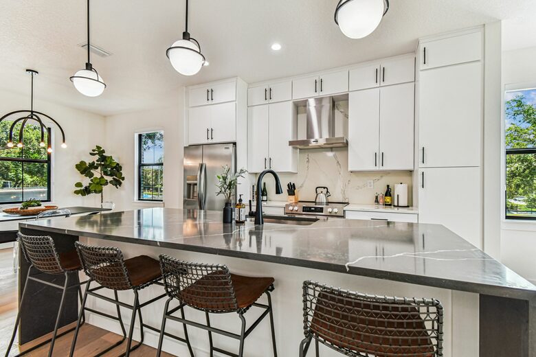 Skyline Terrace Retreat in Historic Ybor - Tampa, Florida