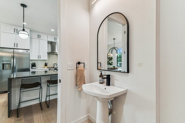 Skyline Terrace Retreat in Historic Ybor - Tampa, Florida