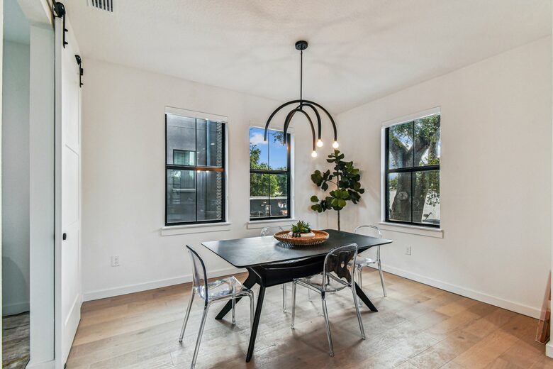 Skyline Terrace Retreat in Historic Ybor - Tampa, Florida