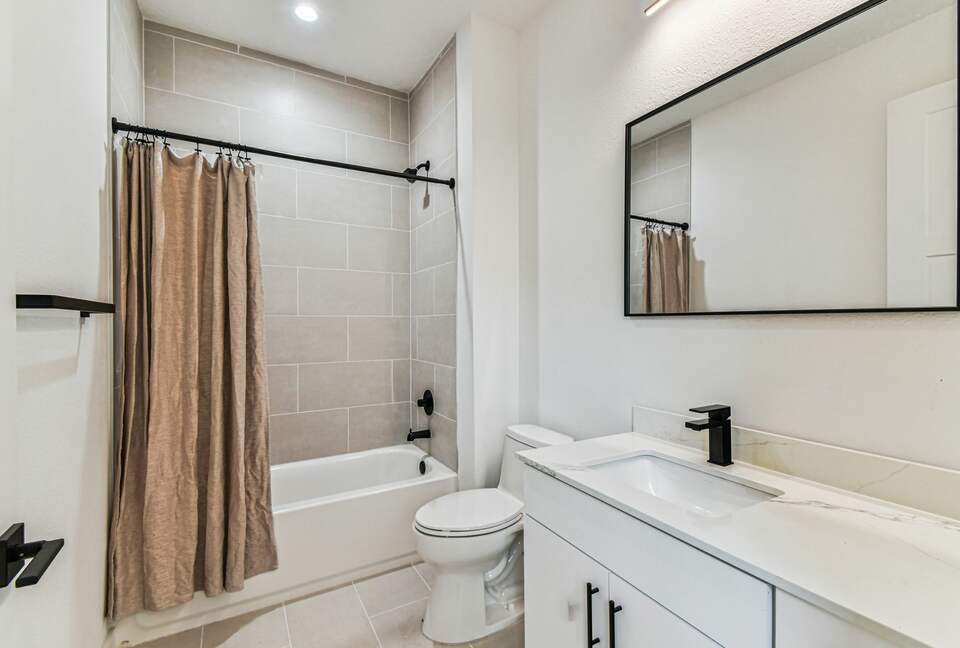 Skyline Terrace Retreat in Historic Ybor - Tampa, Florida