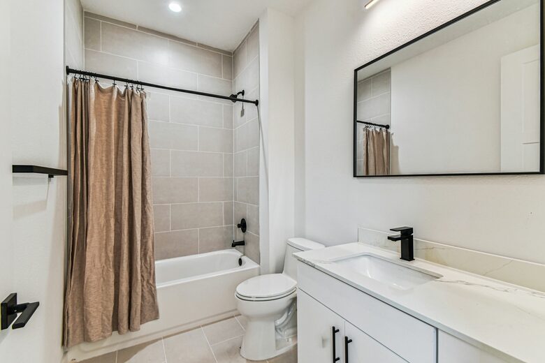 Skyline Terrace Retreat in Historic Ybor - Tampa, Florida