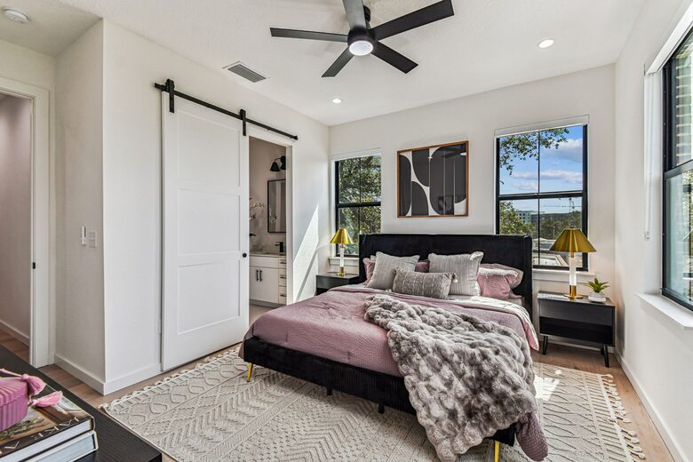 Skyline Terrace Retreat in Historic Ybor - Tampa, Florida