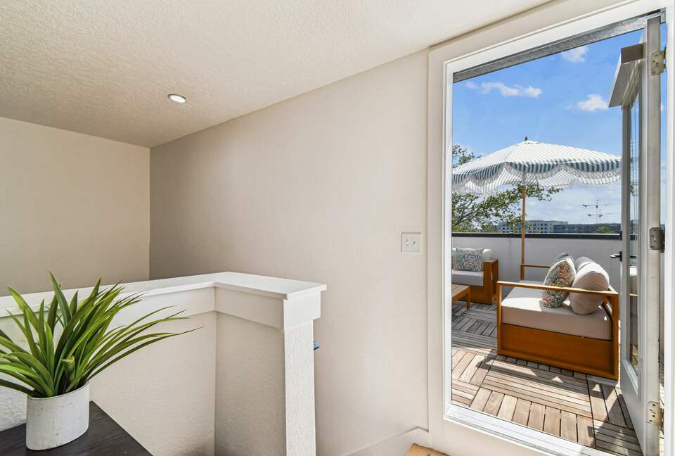 Skyline Terrace Retreat in Historic Ybor - Tampa, Florida