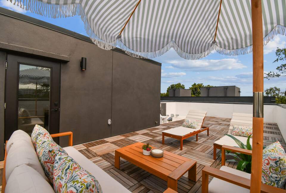 Skyline Terrace Retreat in Historic Ybor - Tampa, Florida