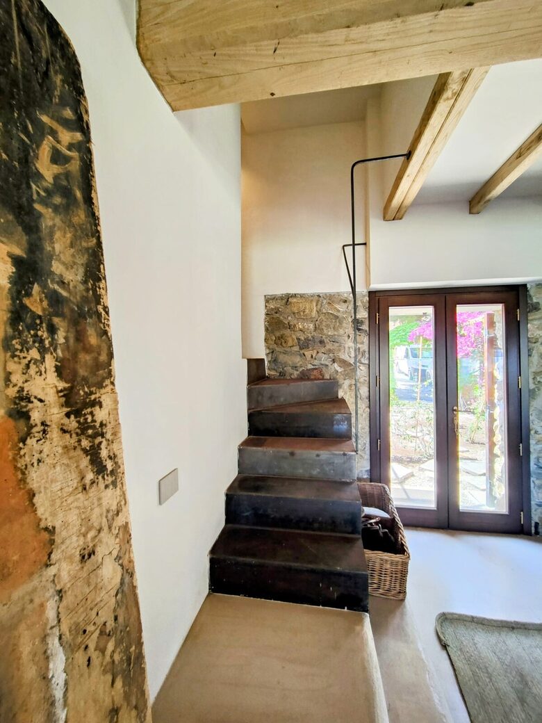 Refined Coastal Residence Overlooking the Tuscan Sea - Porto Santo Stefano, Italy