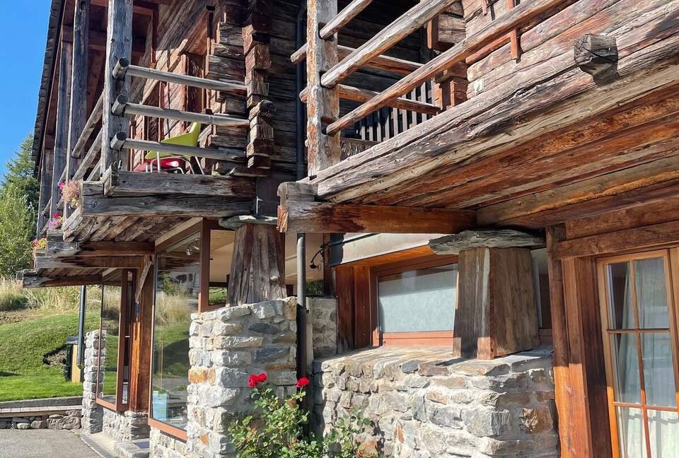 Mazot Agora – Alpine Charm & Nordic Spa - Salvan, Switzerland