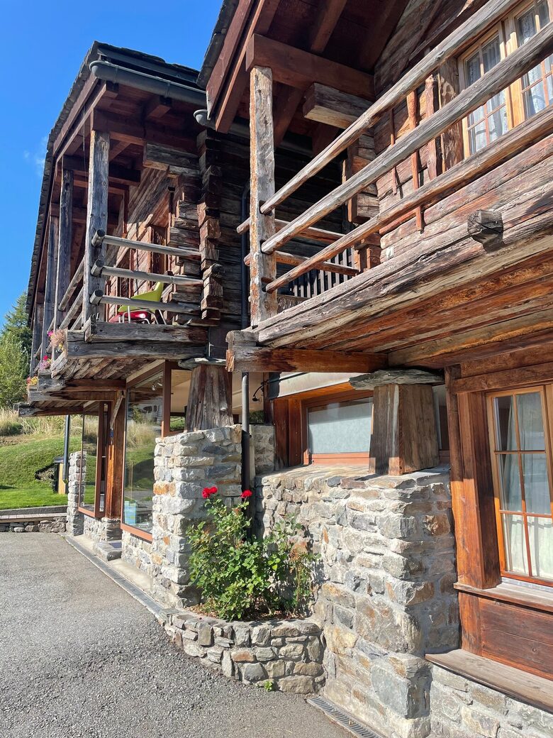 Mazot Agora – Alpine Charm & Nordic Spa - Salvan, Switzerland