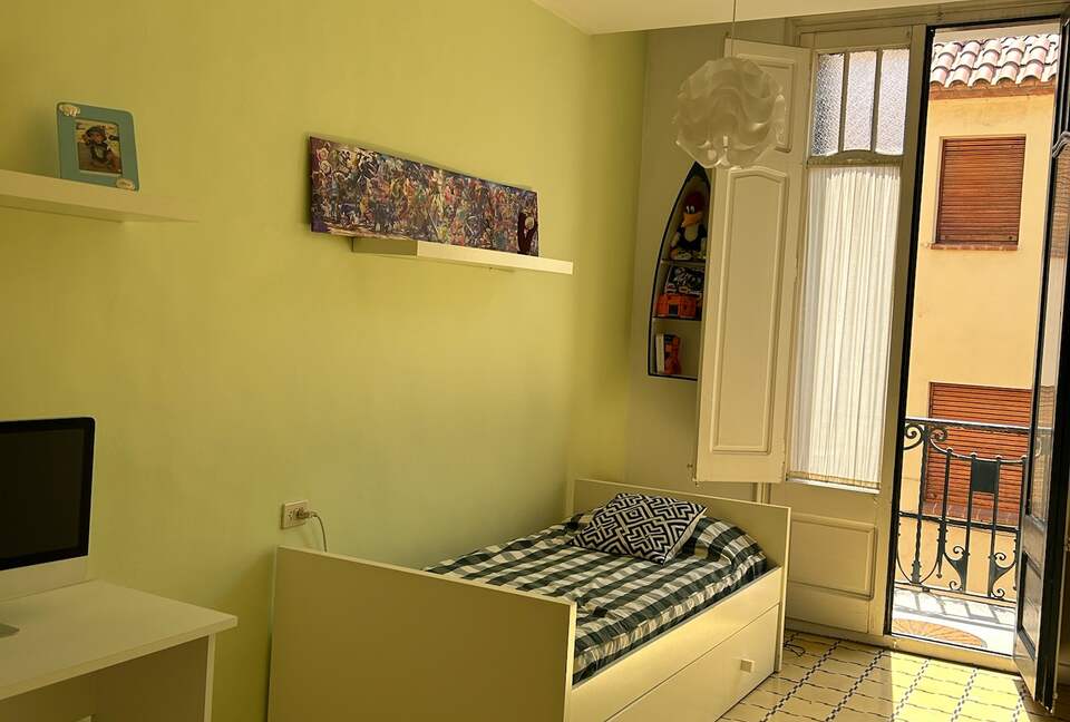 Mediterranean Charm in the Heart of Premià de Mar, Barcelona - Premia de Mar, Barcelona, Spain