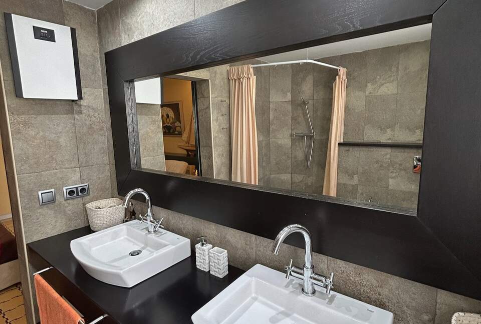 Mediterranean Charm in the Heart of Premià de Mar, Barcelona - Premia de Mar, Barcelona, Spain