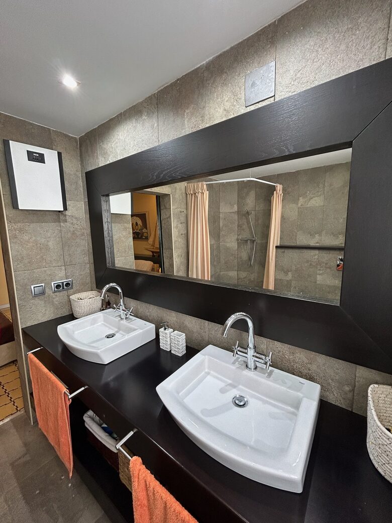 Mediterranean Charm in the Heart of Premià de Mar, Barcelona - Premia de Mar, Barcelona, Spain