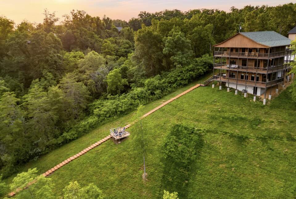 Mountain Serenity in Sevierville - Sevierville, Tennessee