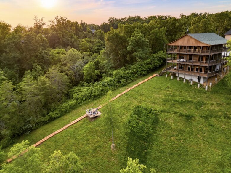 Mountain Serenity in Sevierville - Sevierville, Tennessee