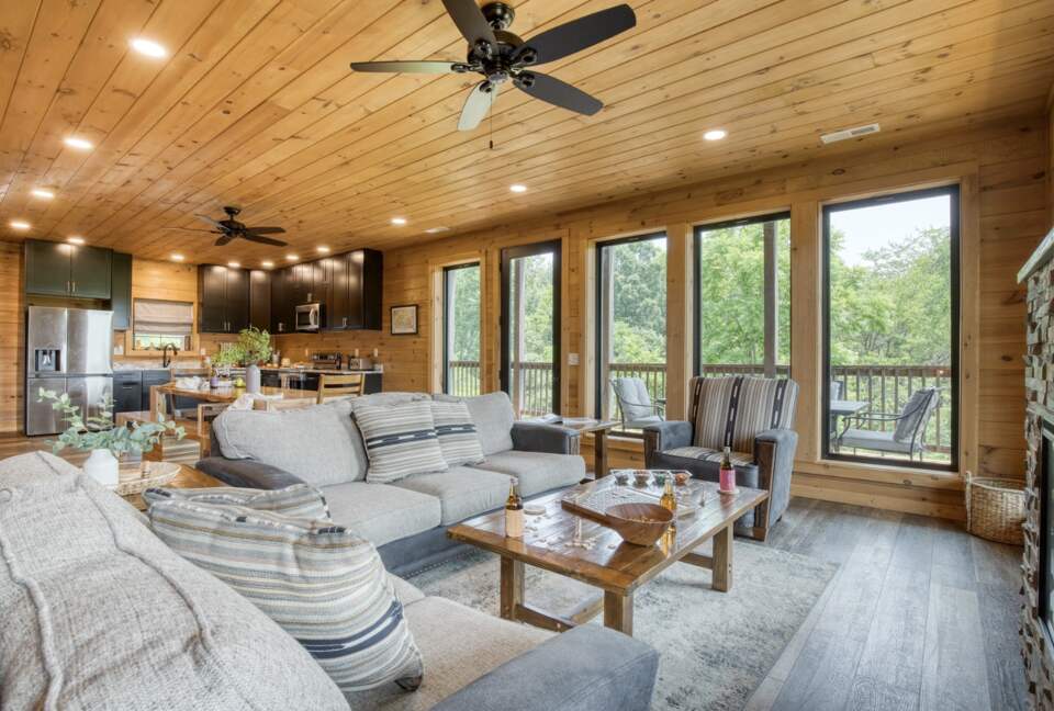 Mountain Serenity in Sevierville - Sevierville, Tennessee