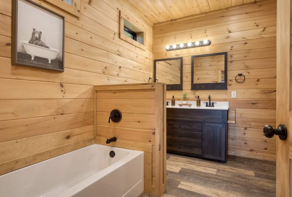 Mountain Serenity in Sevierville - Sevierville, Tennessee