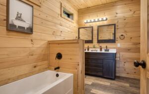 Mountain Serenity in Sevierville - Sevierville, Tennessee