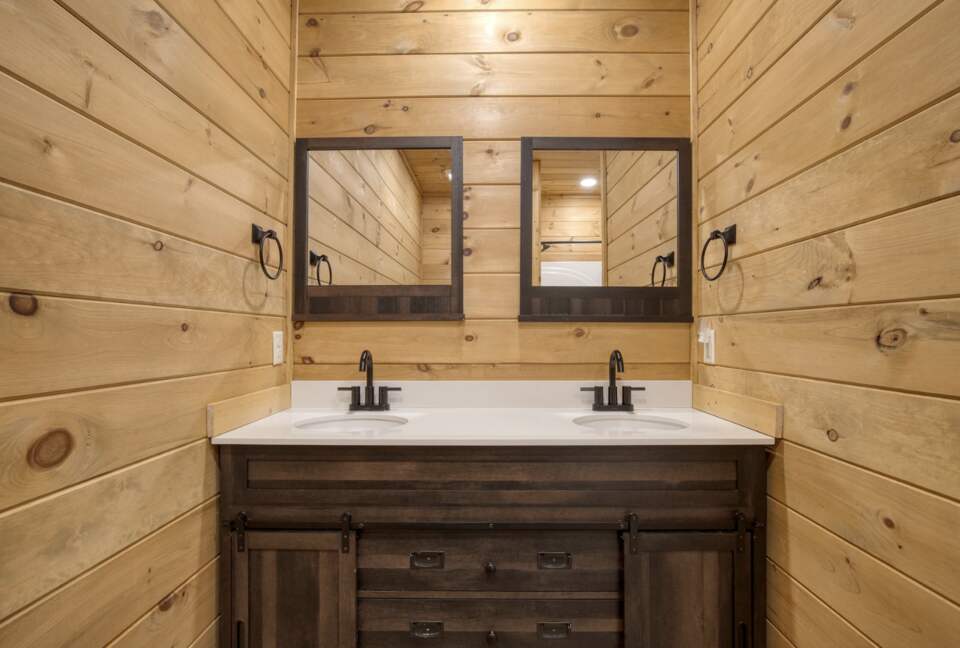 Mountain Serenity in Sevierville - Sevierville, Tennessee