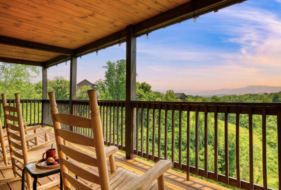 Mountain Serenity in Sevierville - Sevierville, Tennessee