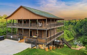 Mountain Serenity in Sevierville - Sevierville, Tennessee