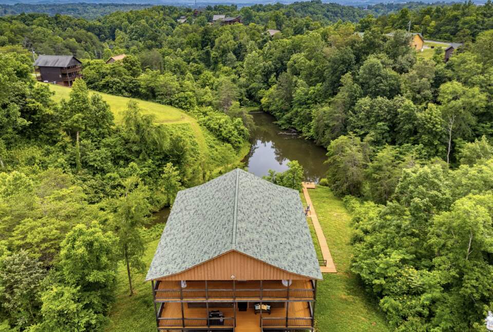 Mountain Serenity in Sevierville - Sevierville, Tennessee