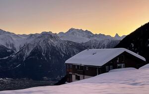 Modern Apartment in Chalet with Panoramic Mountain Views - Riederalp, Switzerland