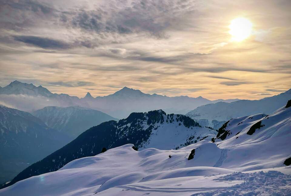 Modern Apartment in Chalet with Panoramic Mountain Views - Riederalp, Switzerland