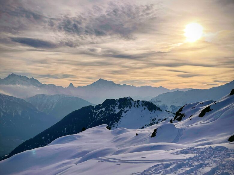 Modern Apartment in Chalet with Panoramic Mountain Views - Riederalp, Switzerland
