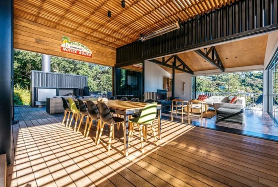 Palm Beach Island Retreat with Scenic Views - Waiheke Island, New Zealand