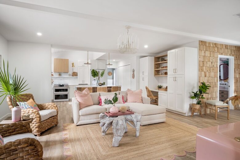 Charming Vero Beach Escape with Pool and Outdoor Living - Vero Beach, Florida