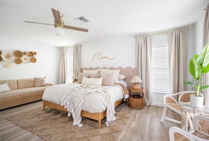 Charming Vero Beach Escape with Pool and Outdoor Living - Vero Beach, Florida