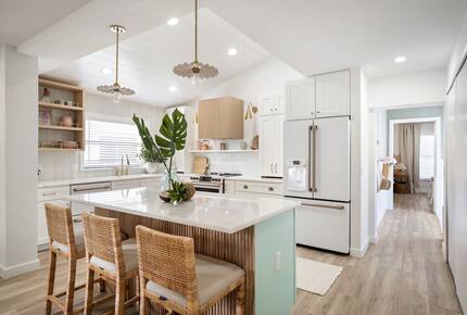 Charming Vero Beach Escape with Pool and Outdoor Living - Vero Beach, Florida