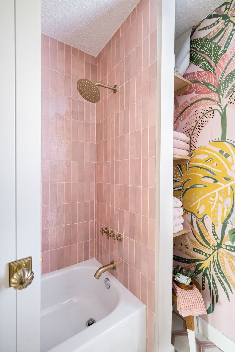 Charming Vero Beach Escape with Pool and Outdoor Living - Vero Beach, Florida