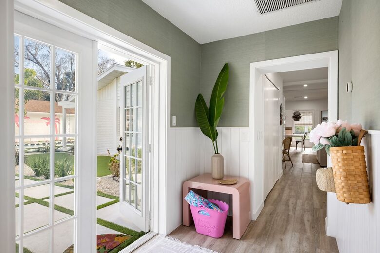 Charming Vero Beach Escape with Pool and Outdoor Living - Vero Beach, Florida