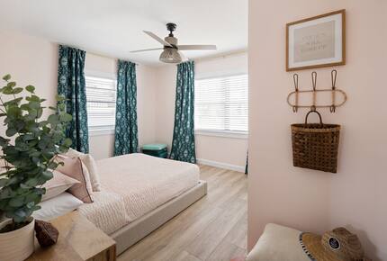 Charming Vero Beach Escape with Pool and Outdoor Living - Vero Beach, Florida