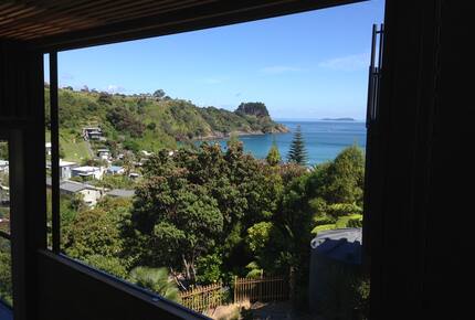 Palm Beach Island Retreat with Scenic Views - Waiheke Island, New Zealand