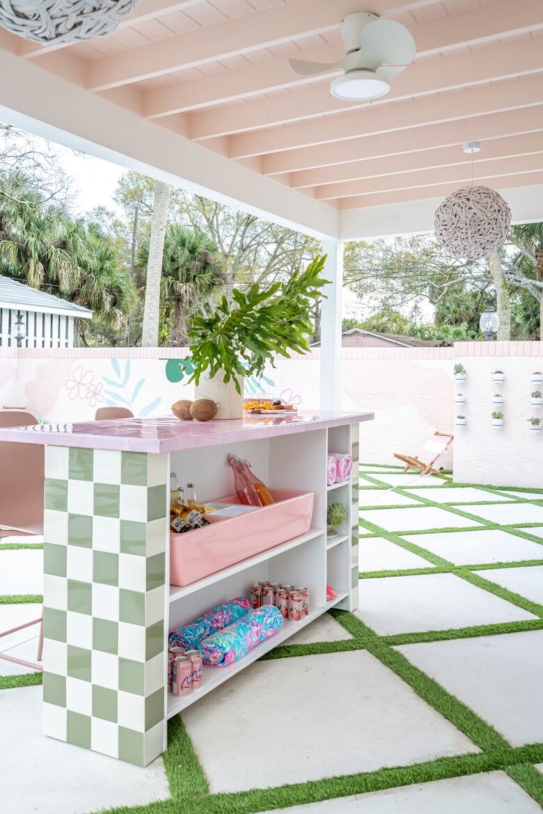 Charming Vero Beach Escape with Pool and Outdoor Living - Vero Beach, Florida