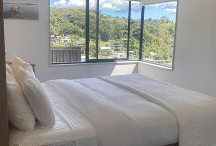 Palm Beach Island Retreat with Scenic Views - Waiheke Island, New Zealand