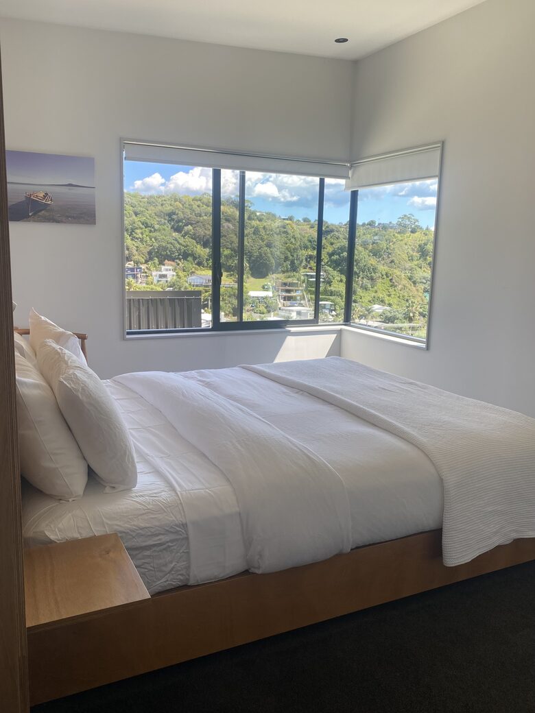 Palm Beach Island Retreat with Scenic Views - Waiheke Island, New Zealand