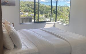 Palm Beach Island Retreat with Scenic Views - Waiheke Island, New Zealand