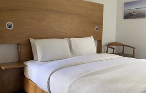 Palm Beach Island Retreat with Scenic Views - Waiheke Island, New Zealand