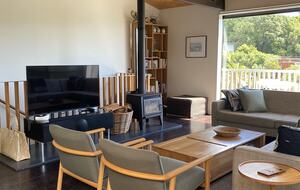 Palm Beach Island Retreat with Scenic Views - Waiheke Island, New Zealand