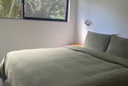 Palm Beach Island Retreat with Scenic Views - Waiheke Island, New Zealand