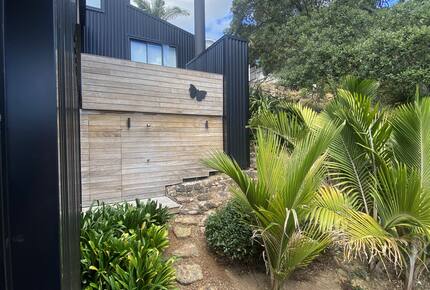 Palm Beach Island Retreat with Scenic Views - Waiheke Island, New Zealand