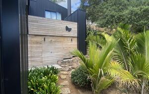 Palm Beach Island Retreat with Scenic Views - Waiheke Island, New Zealand