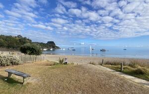 Palm Beach Island Retreat with Scenic Views - Waiheke Island, New Zealand