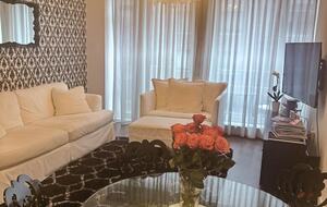 Walnut & Glass Urban Haven - New York City, New York