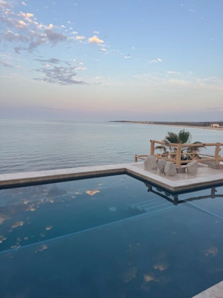 Beautiful Beachfront Hacienda - Baja California Sur, Mexico